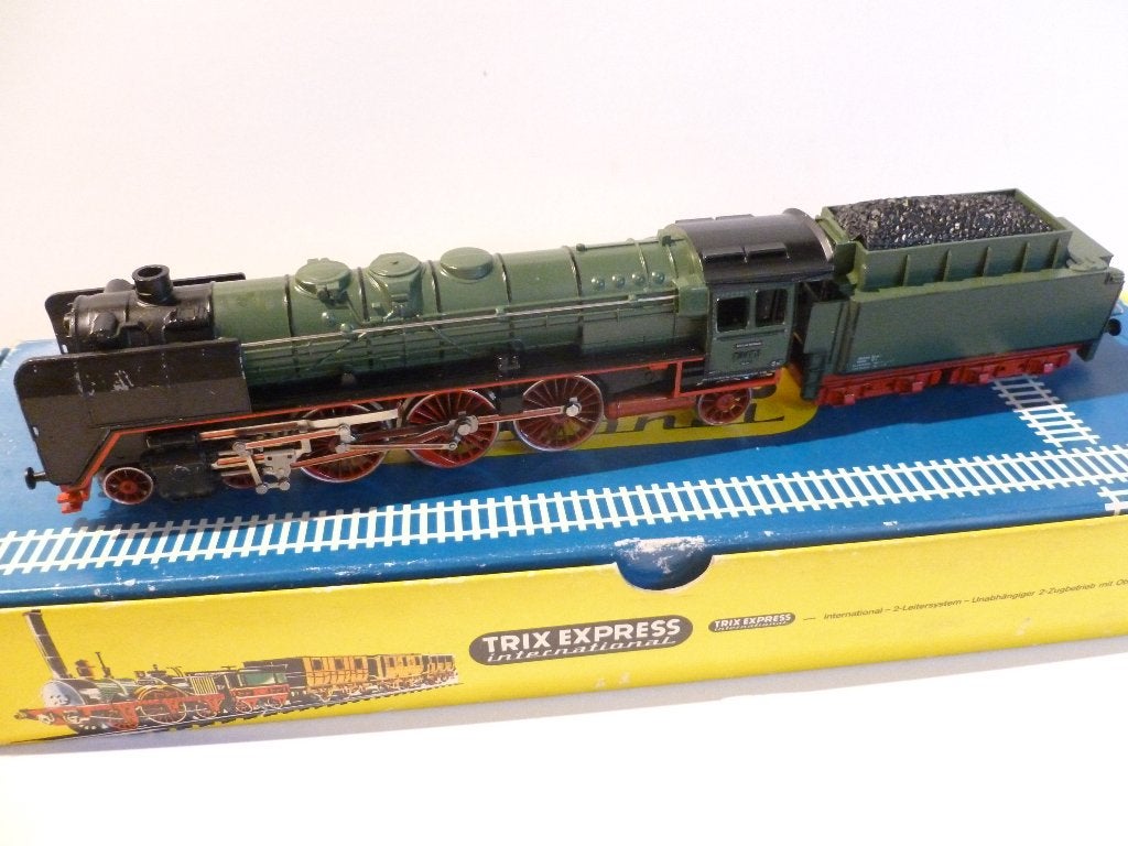 TRAINS HO, Hobby en Vrije tijd, Modeltreinen | H0, Locomotief, Gelijkstroom, Trix, Ophalen of Verzenden
