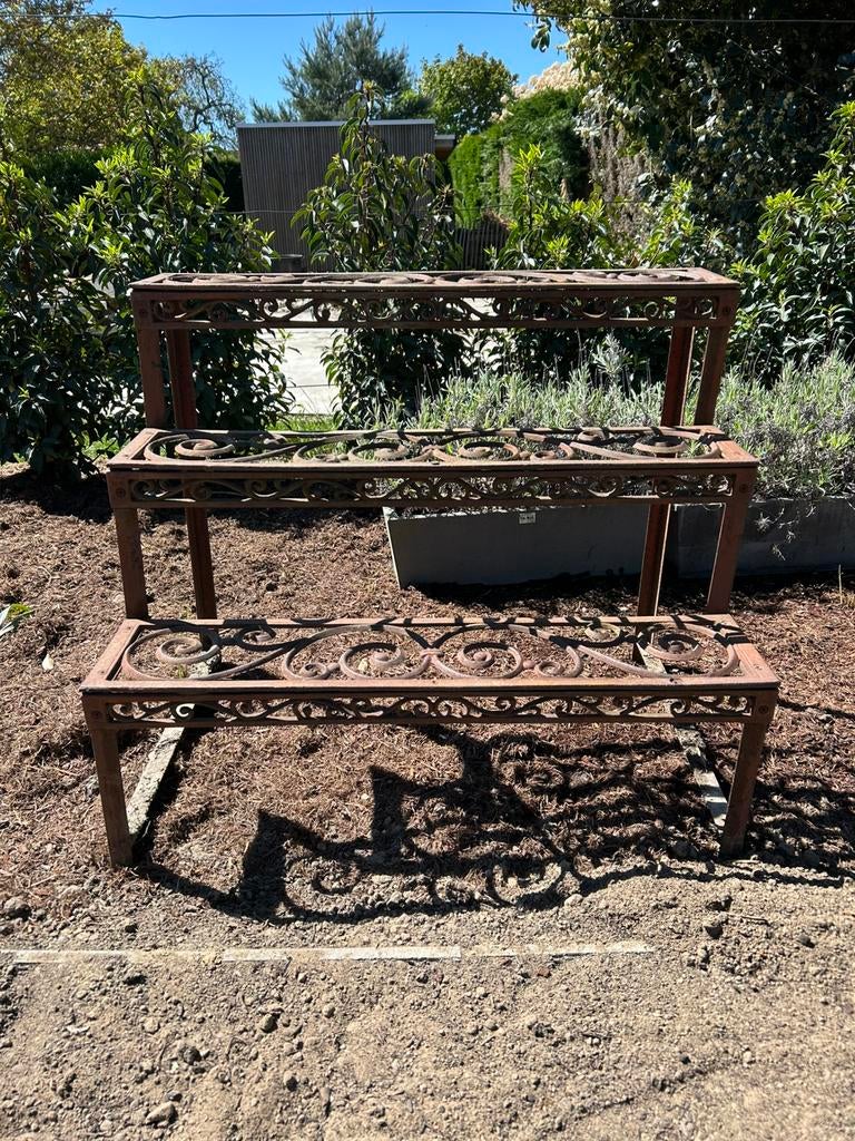 Tuinrekje in smeedijzer, Ophalen, Zo goed als nieuw