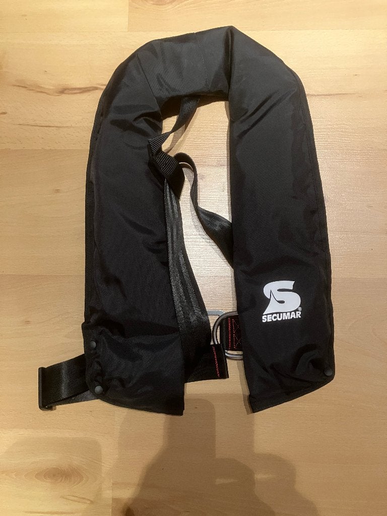 Reddingsvesten Secumar, Watersport en Boten, Watersportkleding, Secumar, Ophalen of Verzenden, Zo goed als nieuw, Dame of Heer