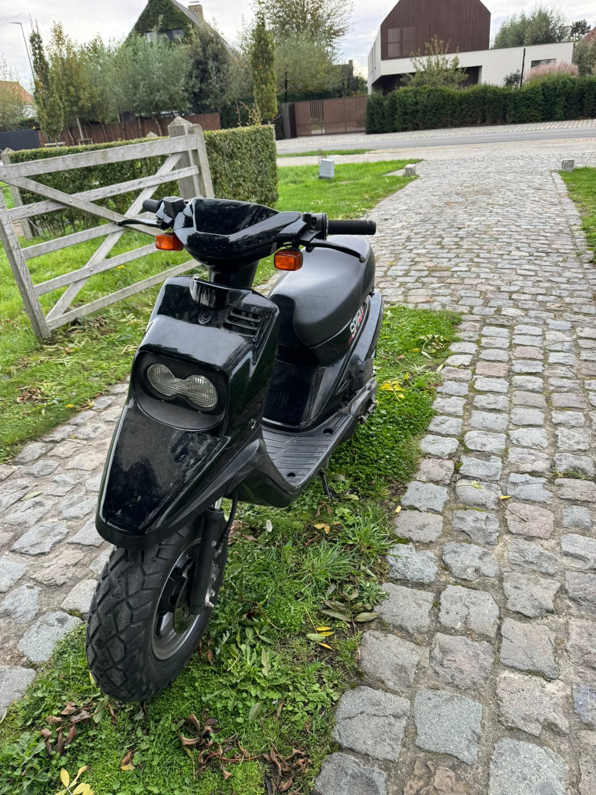 Yamaha booster 50 cc, Fietsen en Brommers, Ophalen, Zo goed als nieuw