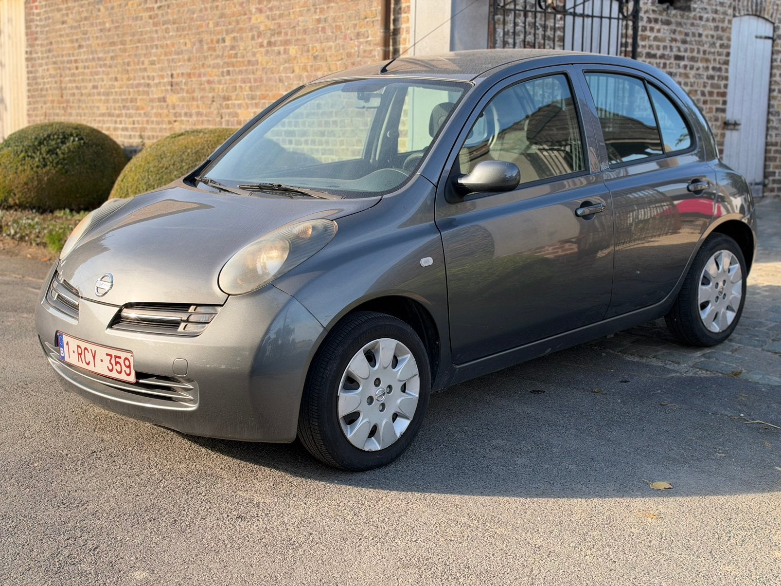 NISSAN MICRA/BONNE CITADINE ! /CLIMATISATION ! /APPROUVÉ, Autos, Argent ou Gris, Achat, Boîte manuelle, Entretenue par le concessionnaire
