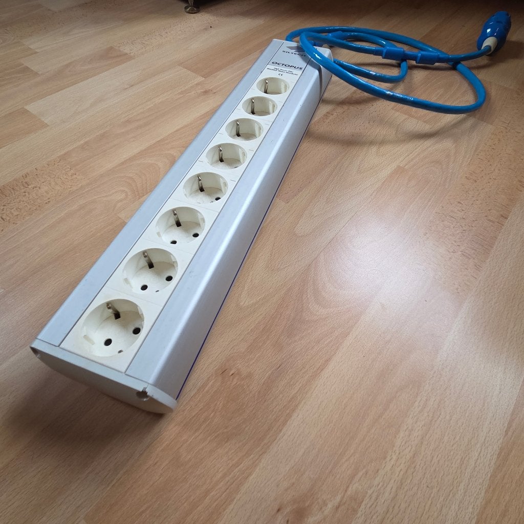 Siltech Octopus verdeeldoos met 2 mtr Siltech SPO-18M, TV, Hi-fi & Vidéo, Enlèvement ou Envoi, Utilisé, 2 à 5 mètres, Autres câbles