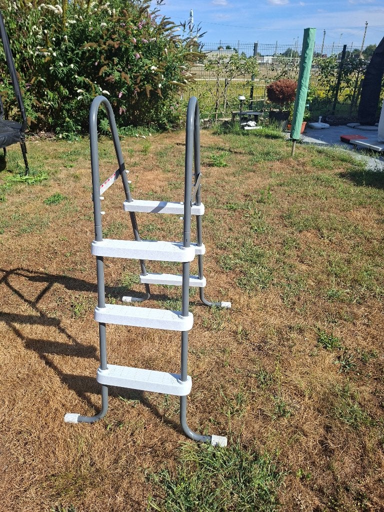 Intex zwembadladder, Ophalen, Zo goed als nieuw, Ladder
