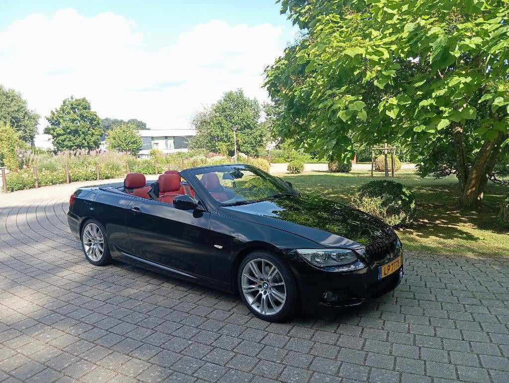 BMW E93 LCI 320D, Auto's, BMW, Particulier, 3 Reeks, ABS, Airbags, Airconditioning, Alarm, Automatische klimaatregeling, Bluetooth