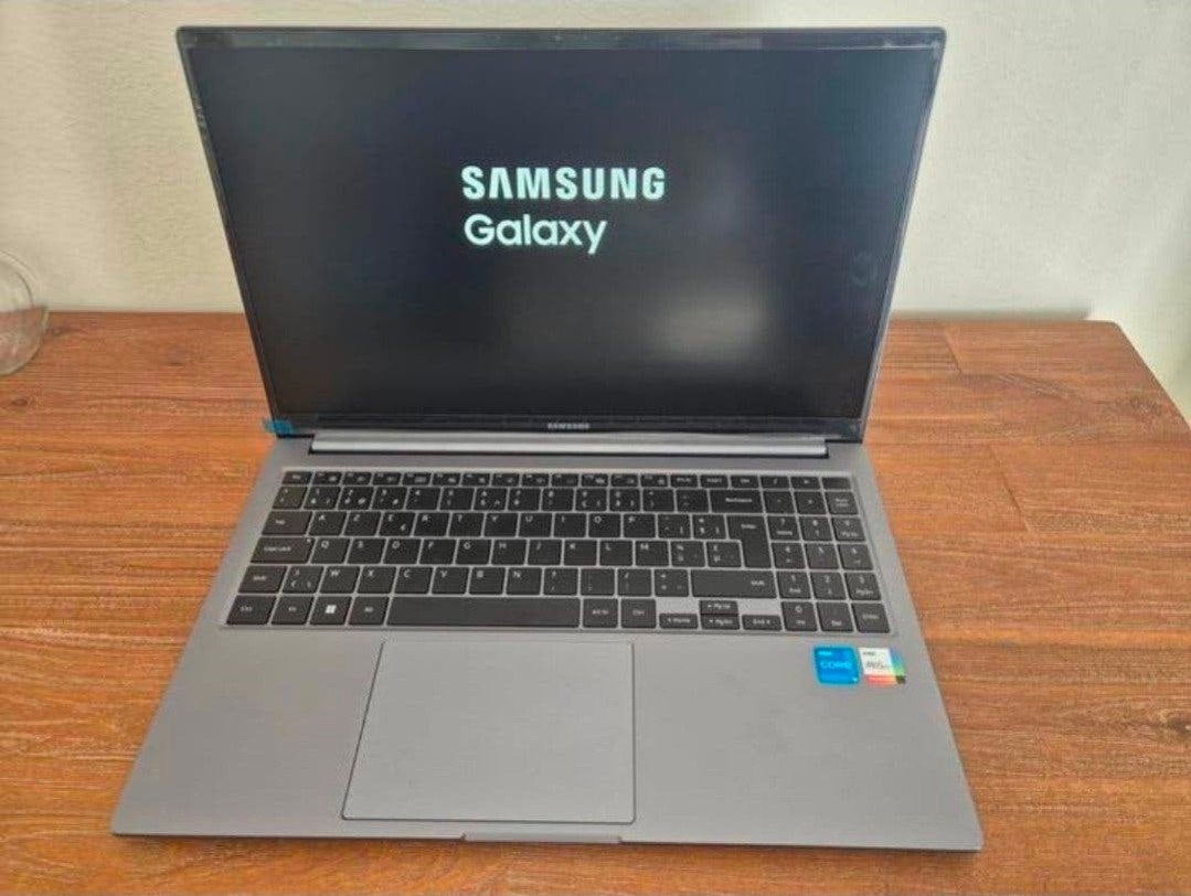 Samsung Galaxy Book4 i5 8gb/512gb, Informatique & Logiciels, Ordinateurs portables Windows, Enlèvement