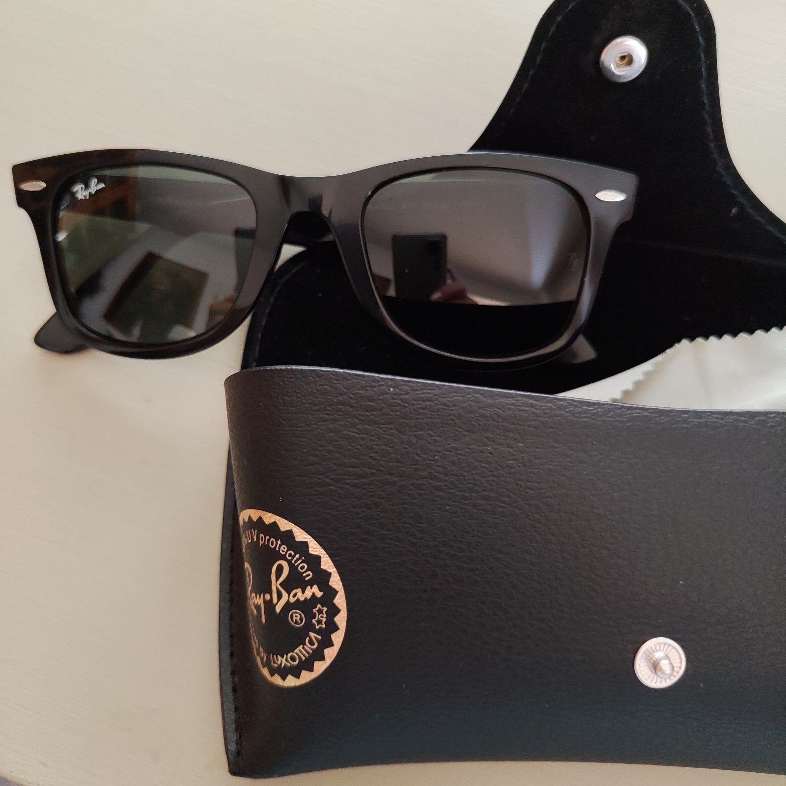 Ray Ban paire de lunette solaire neuve +facture, Enlèvement ou Envoi, Lunettes