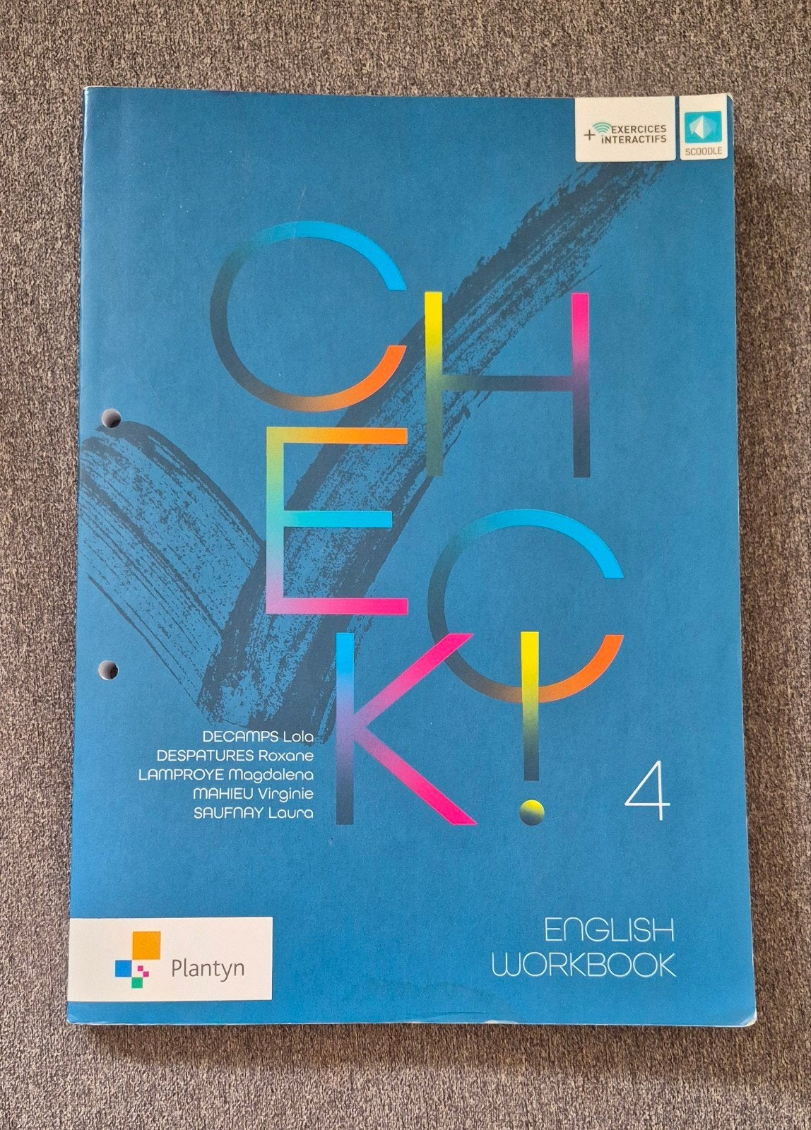 Check! English 4 (Éditions Plantyn), Enlèvement