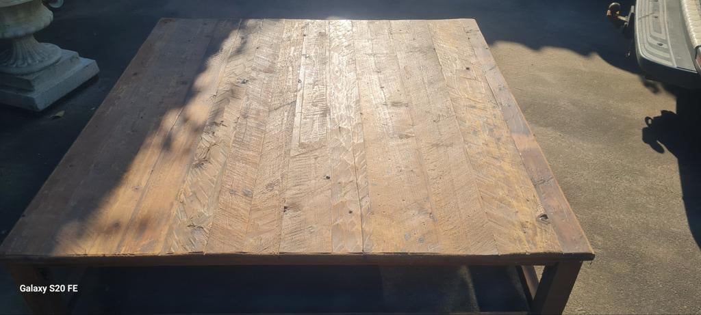 Table basse en bois de pin recyclé, Maison & Meubles, Enlèvement, Pin