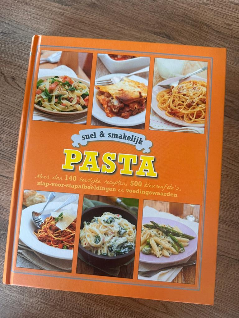 Kookboek PASTA, Boeken, Kookboeken, Ophalen of Verzenden, Zo goed als nieuw
