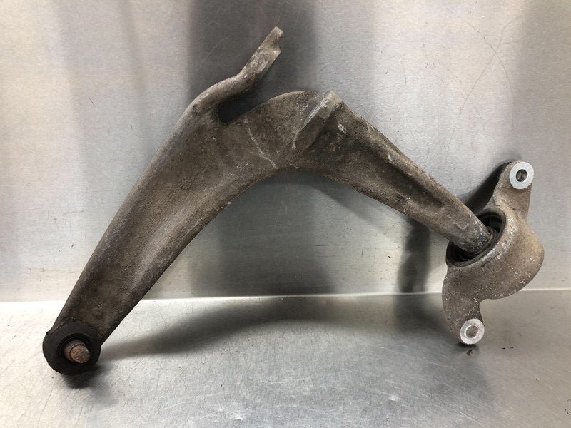 BRAS DE SUSPENSION AVANT GAUCHE INFERIEUR Civic (FK / FN), Utilisé, Honda