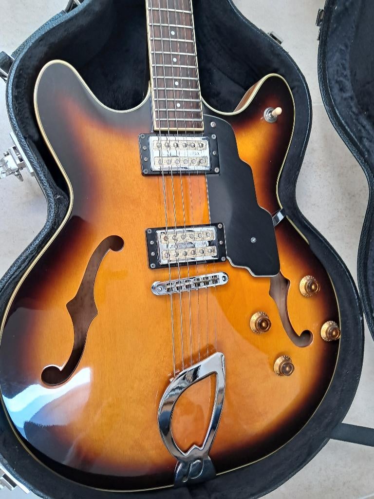de armond guitar, Enlèvement, Comme neuf, Semi-solid body