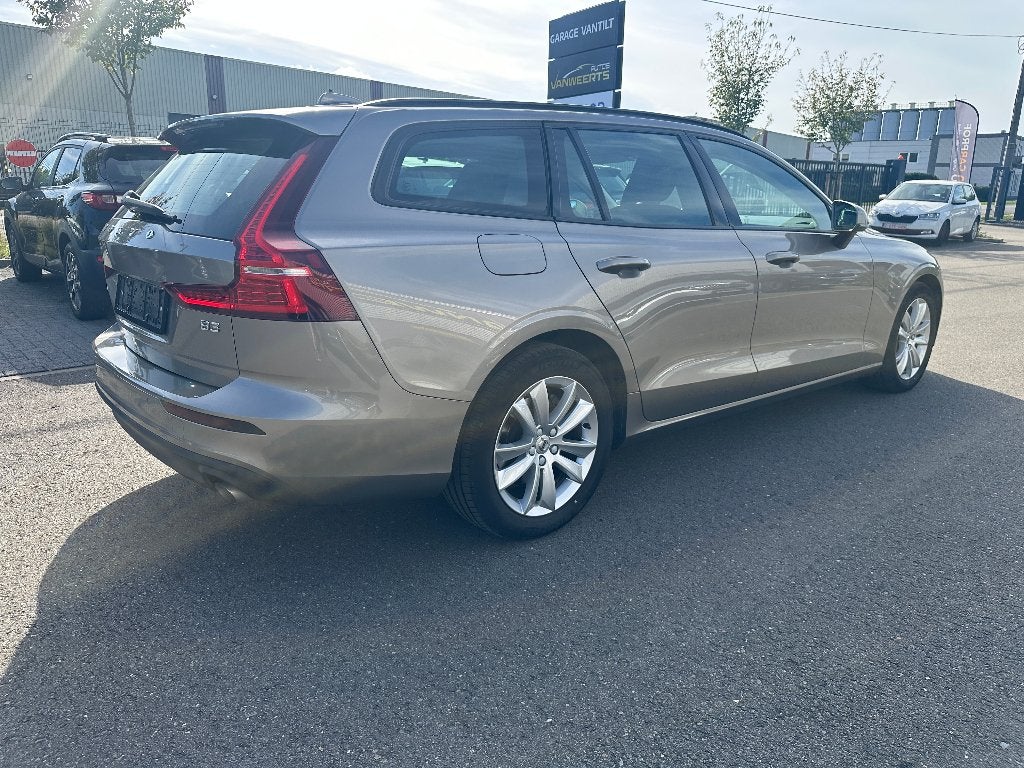 Volvo V60, 2.0 benzine mild hybride AUTOMAAT, CARPLAY, Auto's, Stof, Euro 6, 4 cilinders, 1969 cc