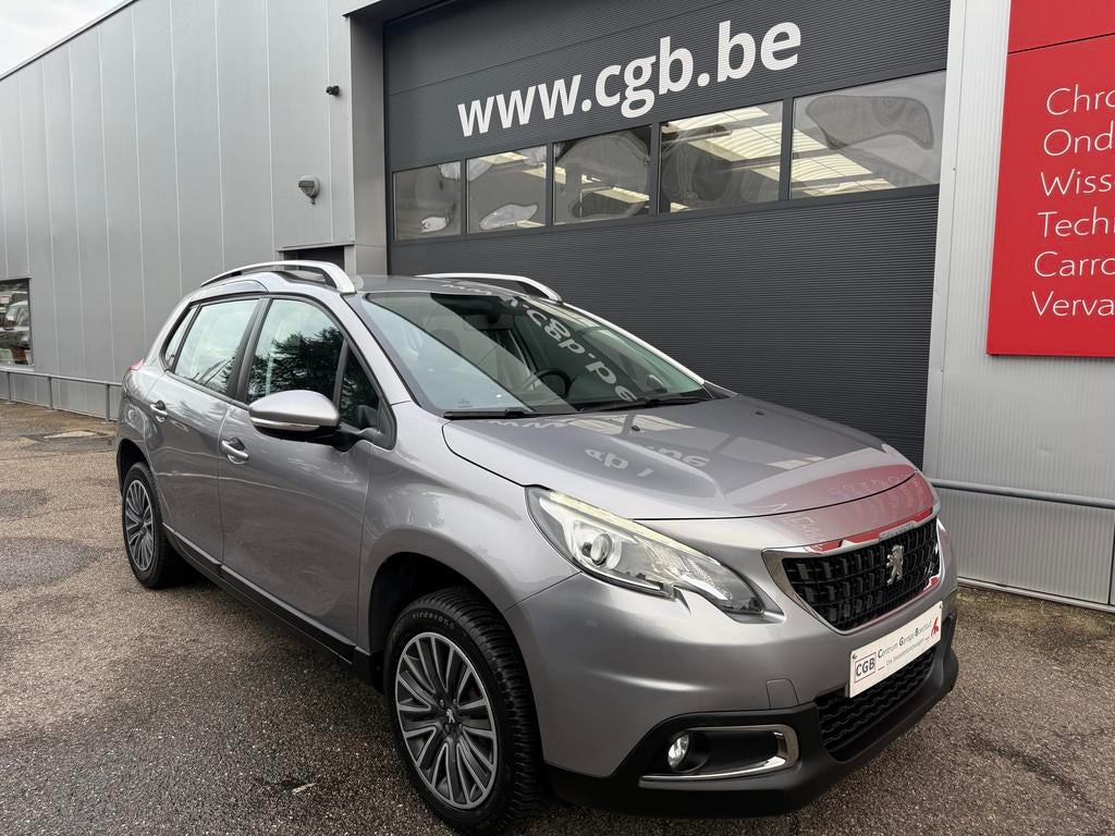 Peugeot 2008 12PureTech 83pk ACTIVE CARPLAY NAVI, Auto's, Voorwielaandrijving, Stof, Gebruikt, 1199 cc