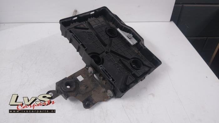 Boîtier de batterie d'un Renault Captur, Renault, -, 3 mois de garantie, Utilisé