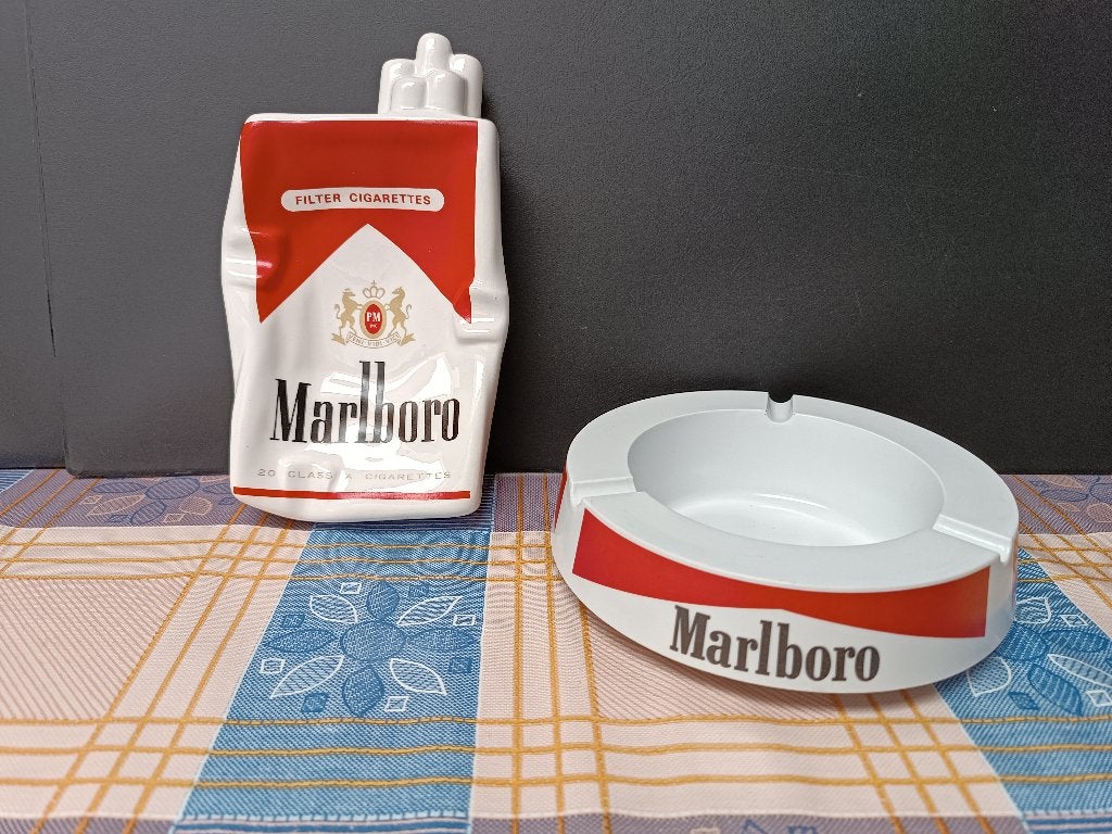 Marlboro asbak, Cigaretten, Cendrier, Ashtray, Vintage., Ophalen of Verzenden, Zo goed als nieuw, Asbak