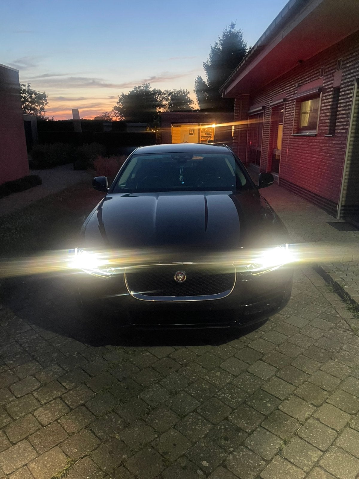 Jaguar xe 2017 2.0 Diesel, Autos, Achat, Diesel, Automatique, Particulier