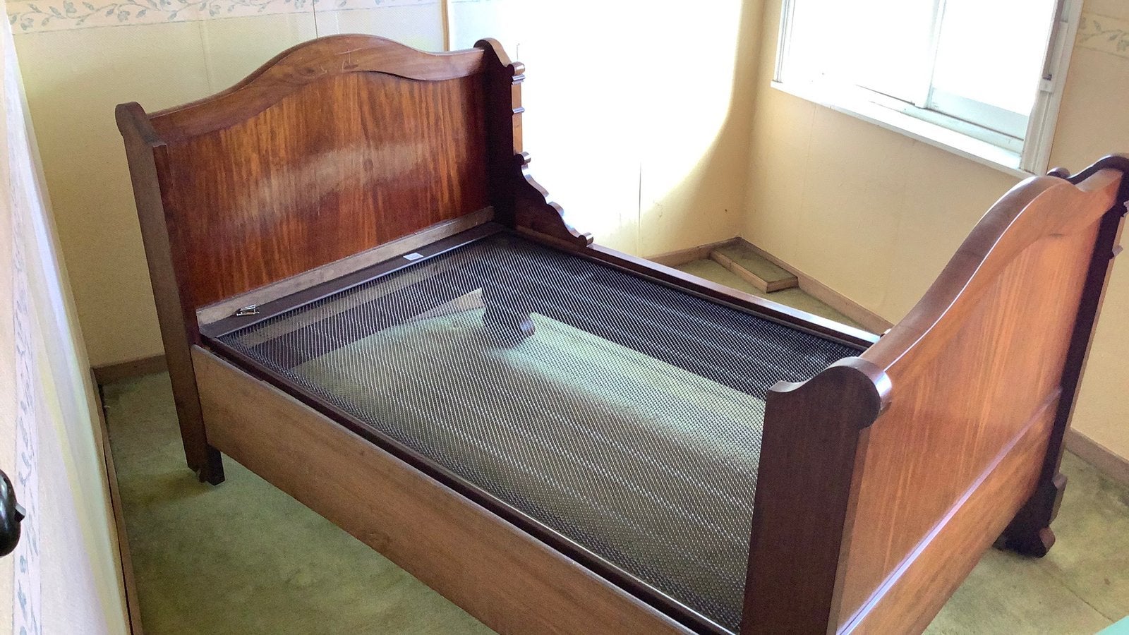 Bed twijfelaar’, Antiek en Kunst, Antiek | Meubels | Bedden, Ophalen