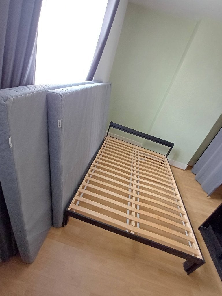 "Lit IKEA MALM 140x200 + Sommier + 2 Matelas"., Maison & Meubles, 140 cm, Enlèvement, Utilisé, Sommier