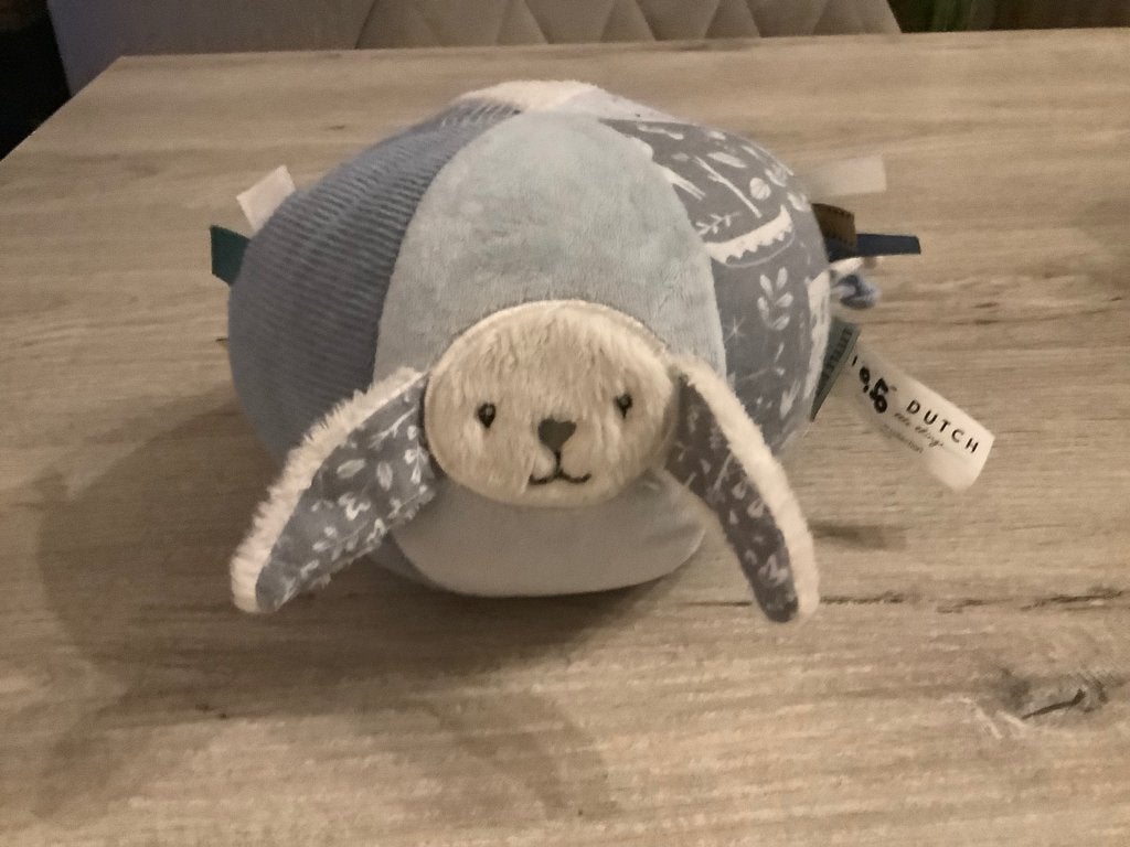 Baby Little Dutch pluche activiteiten bal, Ophalen of Verzenden, Zo goed als nieuw, Rammelaar, Met geluid