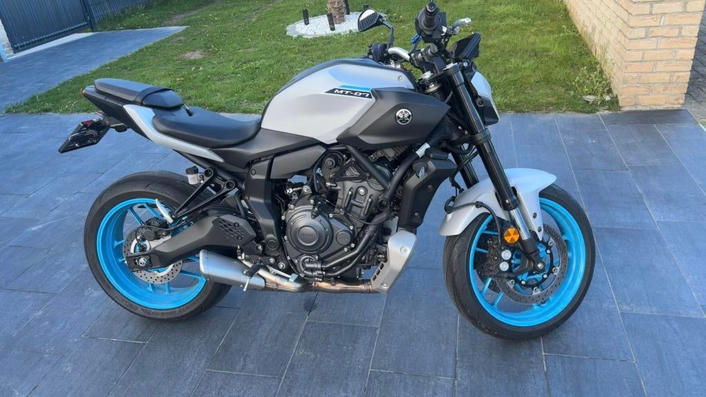 YAMAHA MT07 NEUVE - 2025 - 520 km - GARANTIE 5 ans, Motoren, Nieuw, Particulier, Minimaal motorrijbewijs A2, Handgeschakeld
