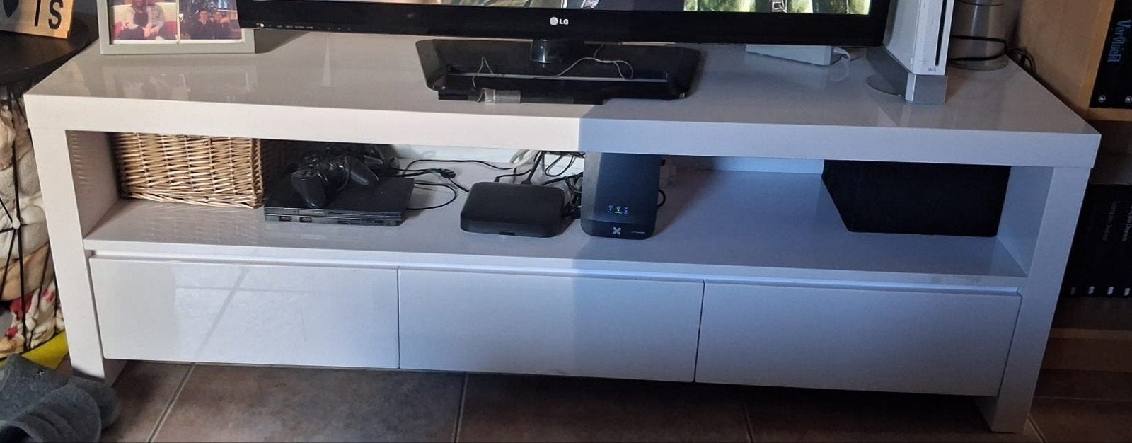 Glanzend witte tv kast met lades te koop, Ophalen
