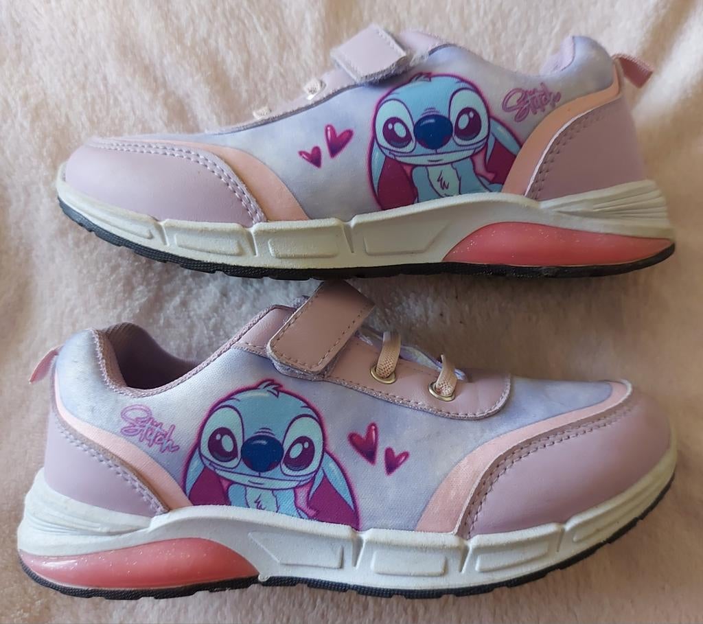 Paire de chaussures - Baskets "Stitch" pointure 32, Comme neuf, Enlèvement, Chaussures de sport, Fille