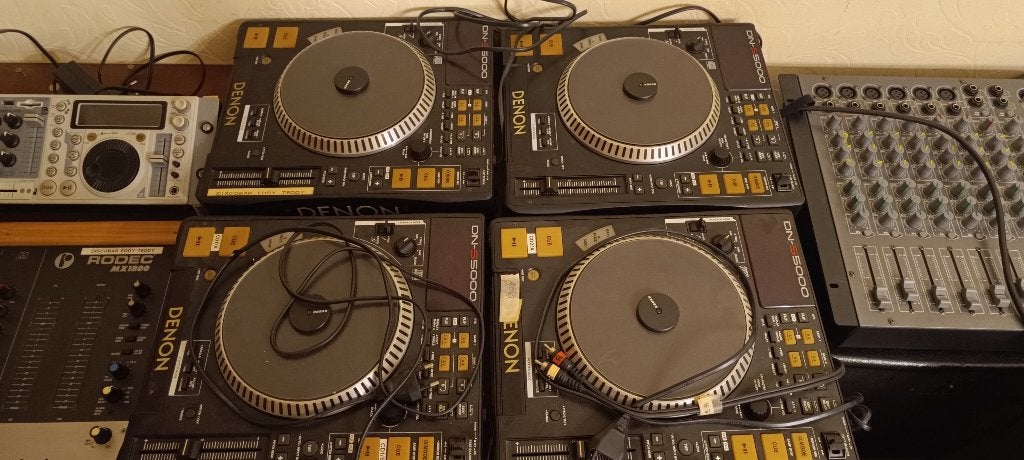 DENON  DN-S5000 set van 4, TV, Hi-fi & Vidéo, Appareils professionnels, Enlèvement, Utilisé, Audio