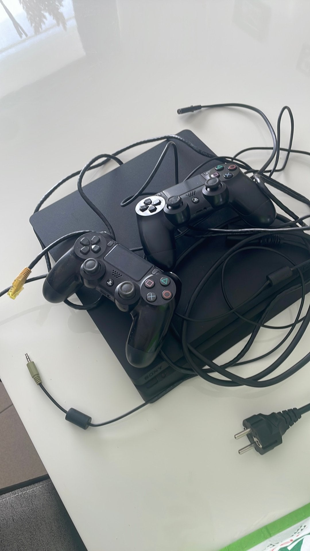 Playstation 4, Ophalen, Gebruikt
