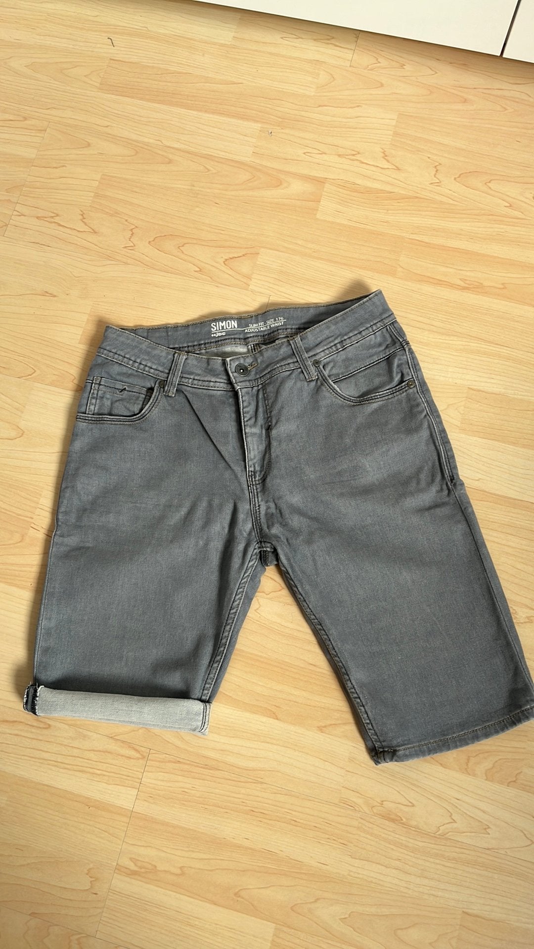 Jeansshort maat 176 - 16 jaar, Kinderen en Baby's, Kinderkleding | Maat 176, Ophalen of Verzenden, Zo goed als nieuw, Jongen, Broek