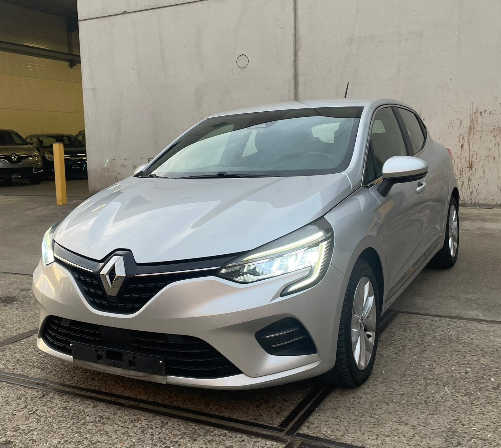 Renault Clio 1.33 TCe, 4 cilinders, Leder en Stof, Bedrijf, 5 zetels