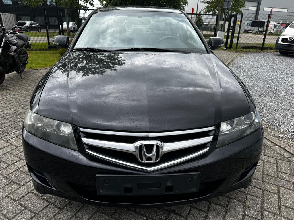 Honda accord automatique 2006., Autos, Honda, 4 portes, Entreprise, Carnet d'entretien, Noir