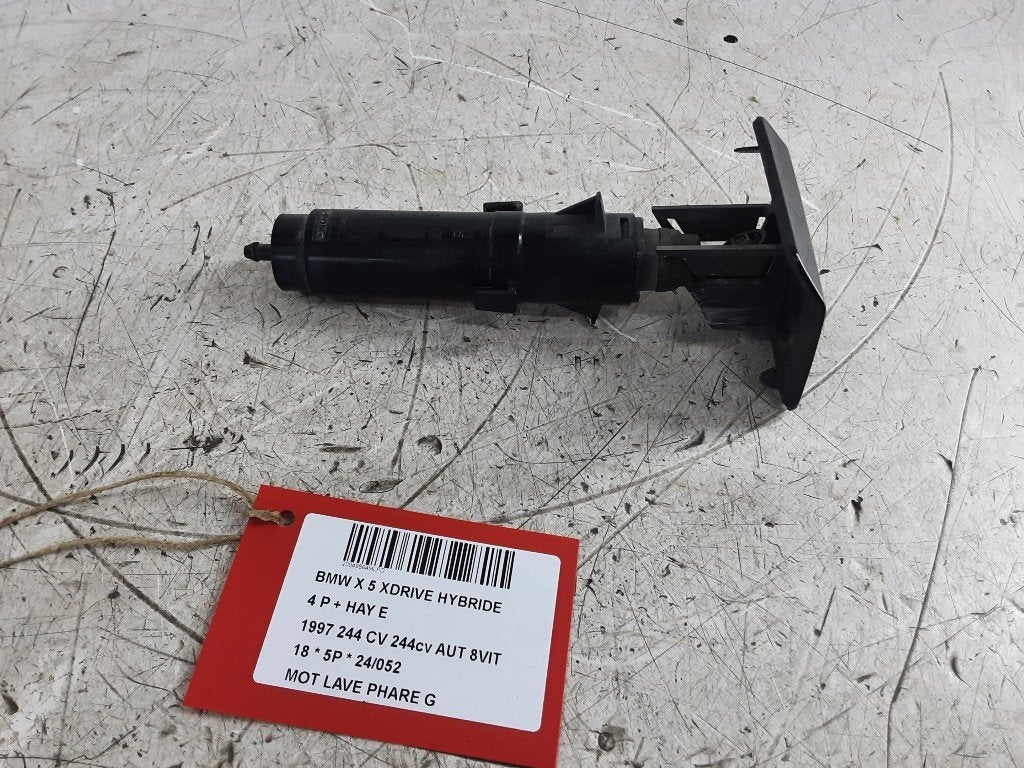 LAVE PHARE POMPE BMW X5 (F15) (01-2013/07-2018) (7292657), Mevr. I. Hauben, Utilisé, BMW, Rue de l'Espoir 34 34
4030  GRIVEGNÉE, BE
