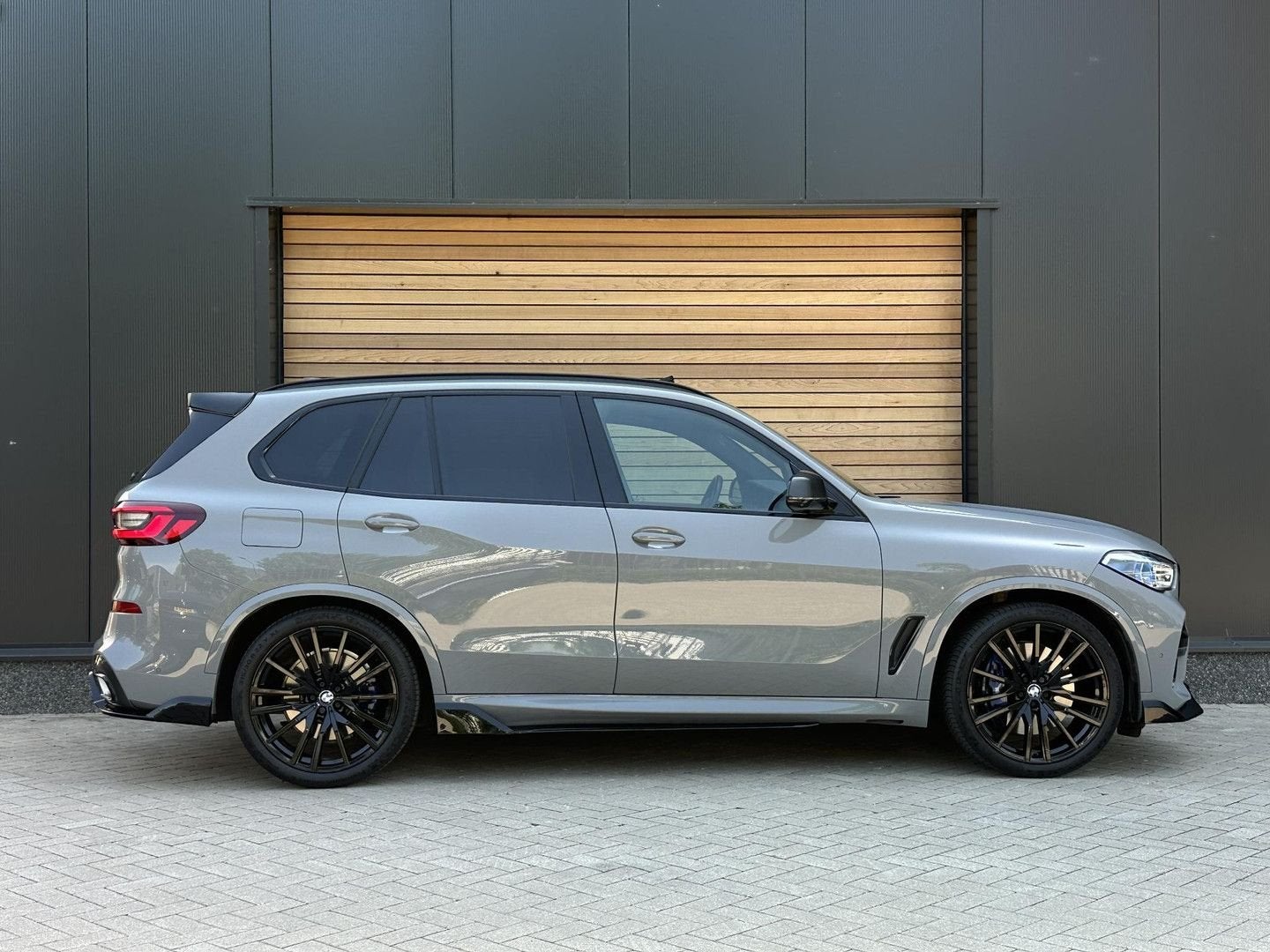 BMW X5 xDrive45e High Executive M-SEATS|CARBON|PANO|HEAD-UP|, Auto's, Automaat, 27 g/km, Adaptive Cruise Control, Bedrijf