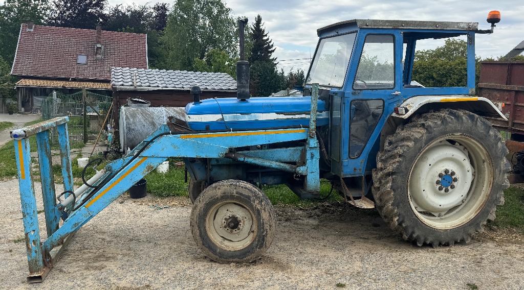 Ford 5610, Articles professionnels, Enlèvement, Utilisé, Jusqu'à 80 ch, Ford