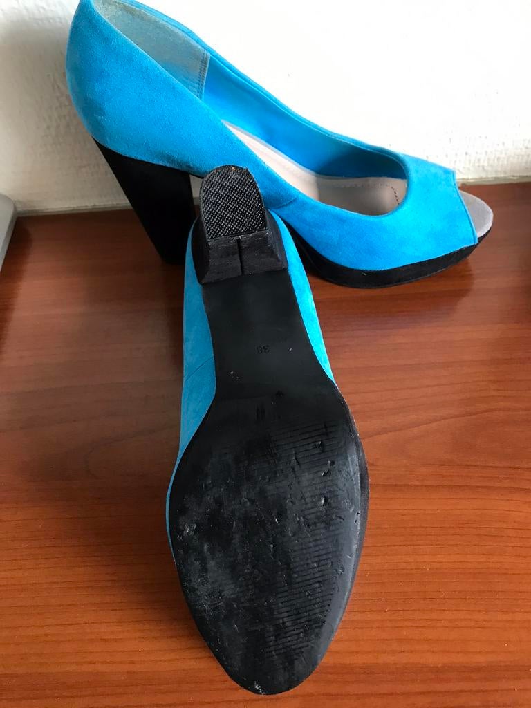 Superbes sandales bleues à bout ouvert. Taille 38, Enlèvement, Comme neuf