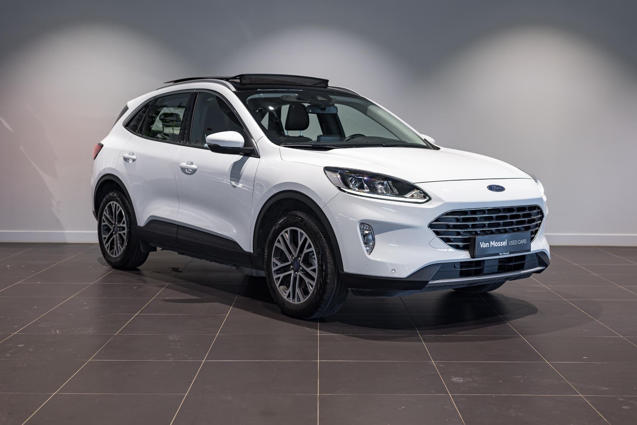 Ford Kuga 2.5i PHEV Aut. 165kW Titanium (automatique), Autos, Entreprise, Carnet d'entretien, Hybride rechargeable, https://public.car-pass.be/vhr/83cea59d-4dd5-4489-b3e0-b2959ebd1973