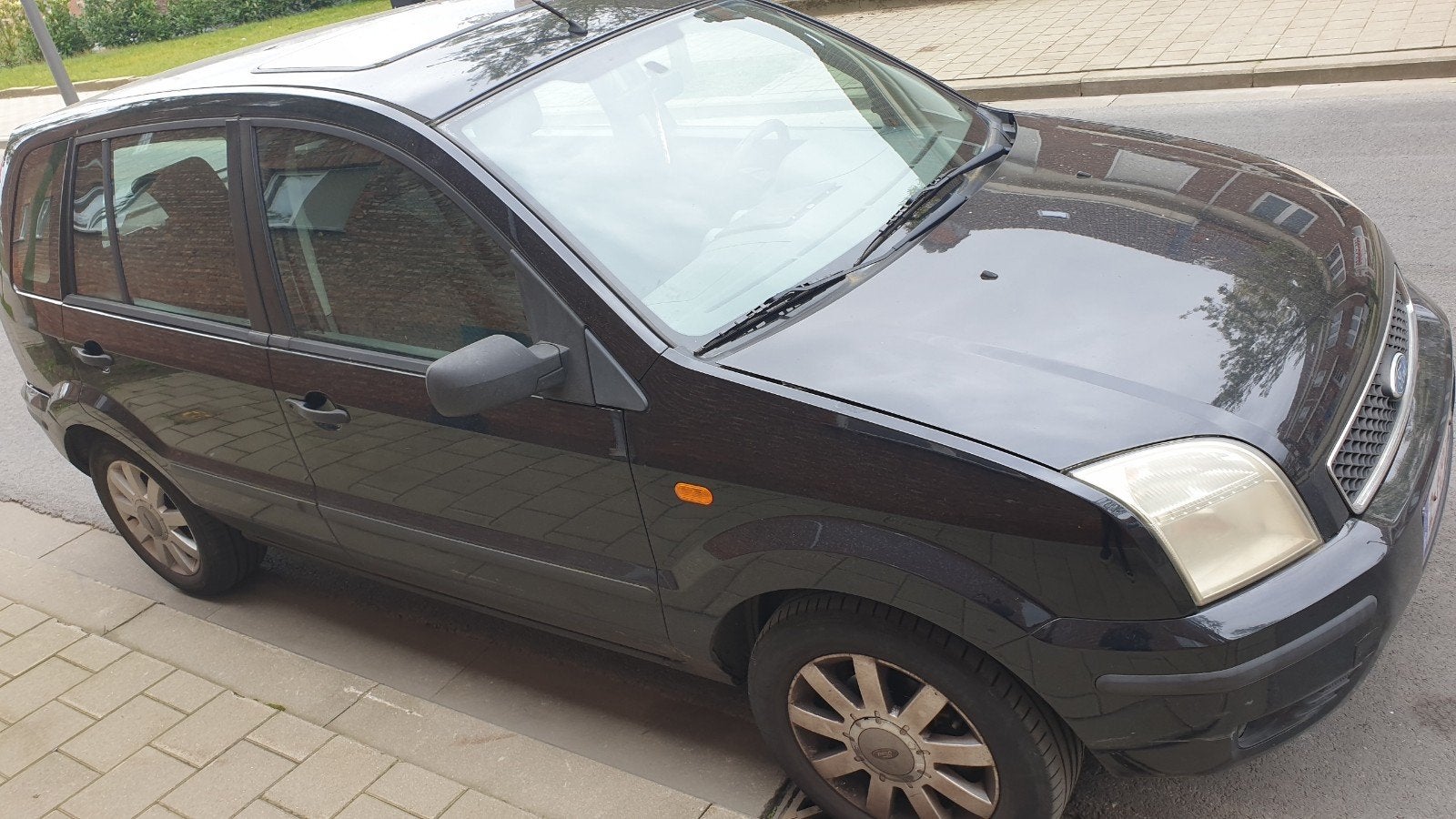 Ford fusion Autom Airco Panorama ElektRamen 104dkm gekeurd, Auto's, Stof, Zwart, Zwart, Berline