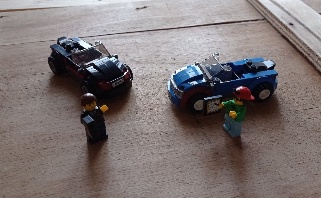 Lego City 60060 les 2 voitures, City, Lego, Accessoire, Minifigurines incluses