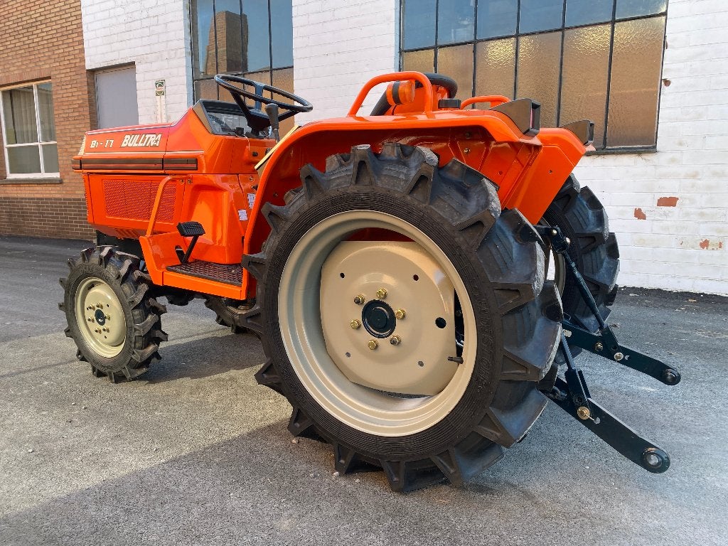 Mini-tracteur Kubota bulltra B1-17 - 4x4 - MICROTRACTORS.COM, Articles professionnels, Autres marques, Jusqu'à 2500, Jusqu'à 80 ch