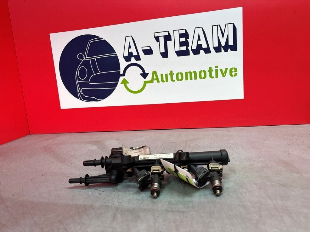 RAMPE D'INJECTION Fiat 500 (312) (|0280151251|), Robert Bosch AG, Utilisé, Fiat, Robert-Bosch-Allee 1
74232  Abstatt, DE