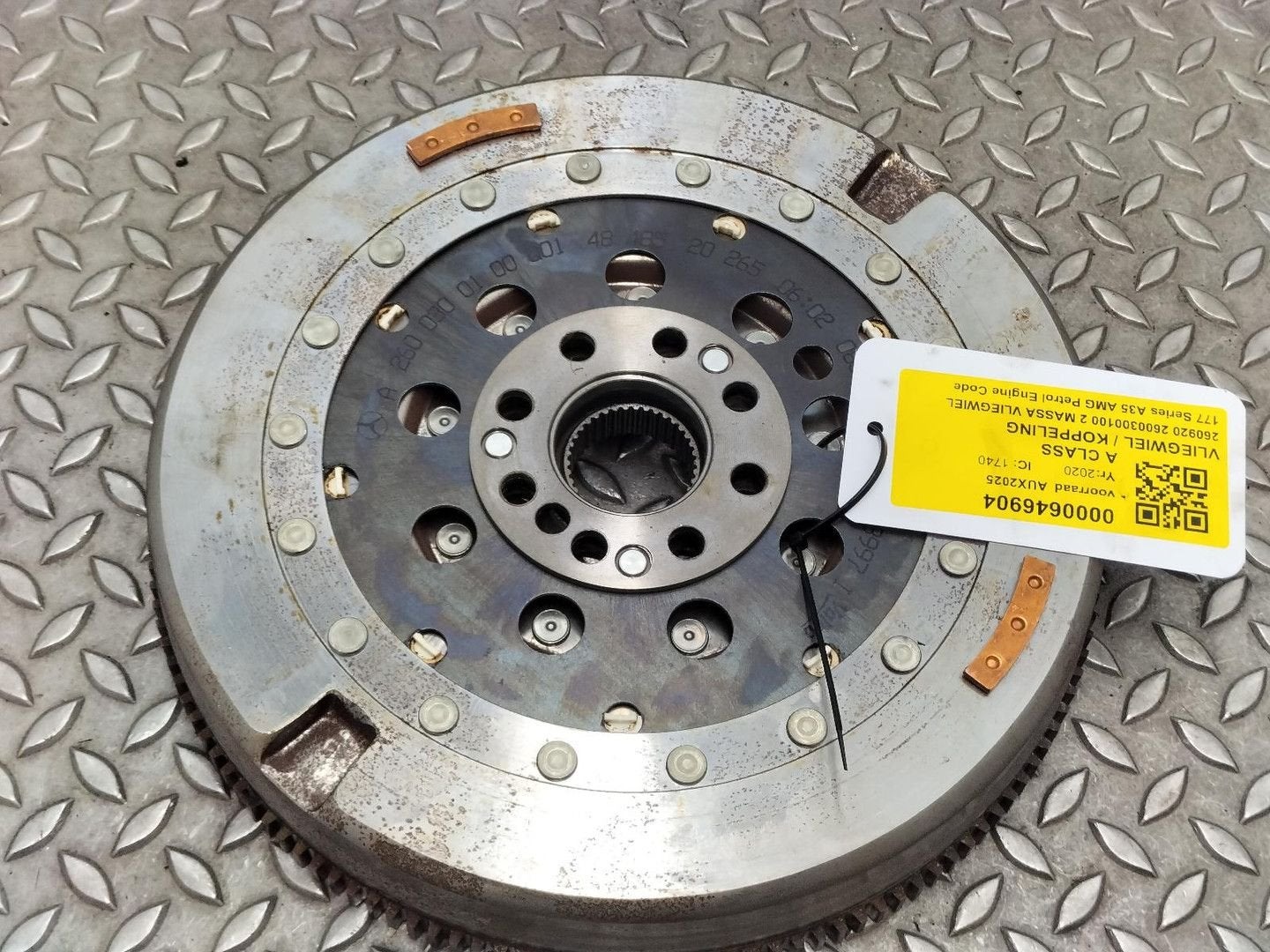 MERCEDES A CLASS VLIEGWIEL / KOPPELING 2600300100 2020, Enlèvement ou Envoi, Utilisé, ARN reconnu