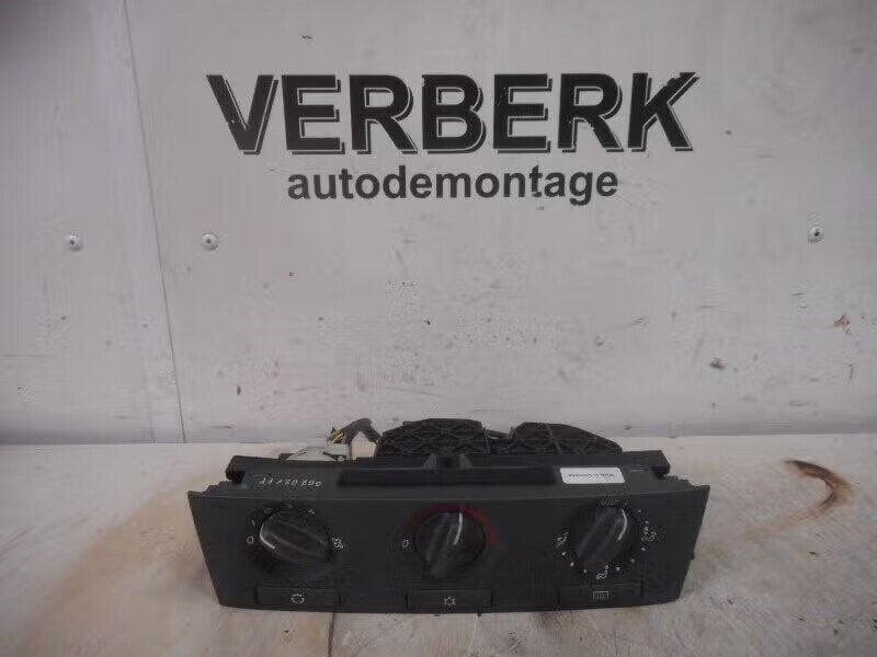 BEDIENINGSPANEEL VERWARMING Volvo V40 (VW) (889096), Gebruikt, Info@volvocars.com, Ophalen of Verzenden, Volvo