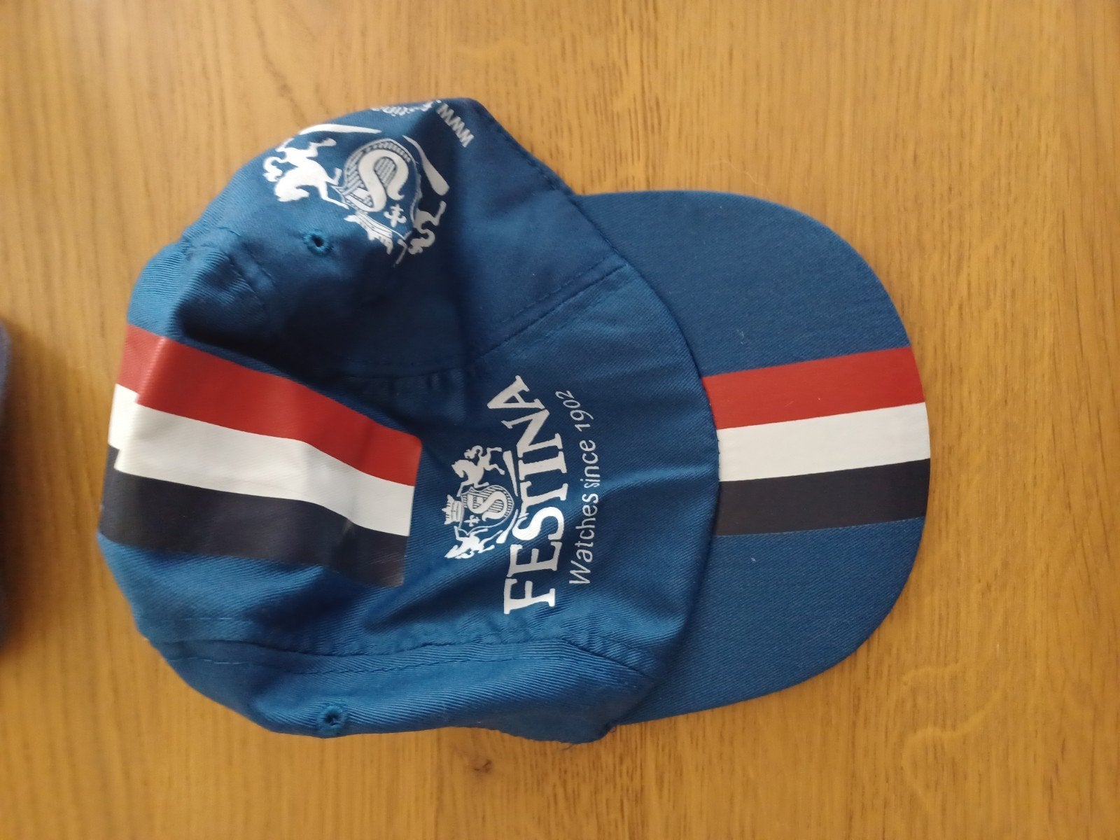 6 wielerpetten, Ophalen of Verzenden