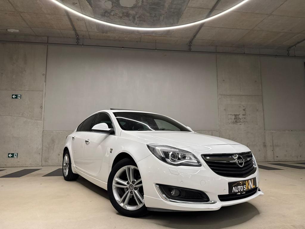 ️OPELINSIGNIA1.6TURBO OPCLINE /84.000KM/2017/OPENDAKEU6/12MG, Auto's, Opel, Euro 6, Wit, Bedrijf, Insignia
