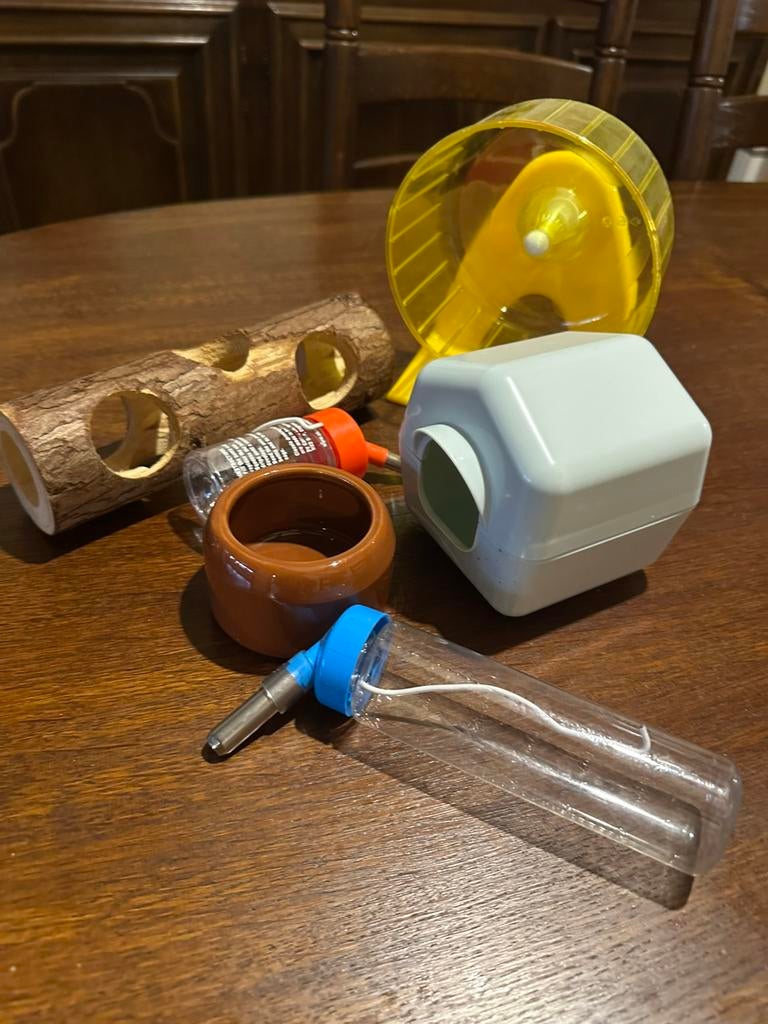 Hamsteraccessoires (Hamster), Dieren en Toebehoren, Ophalen, Zo goed als nieuw