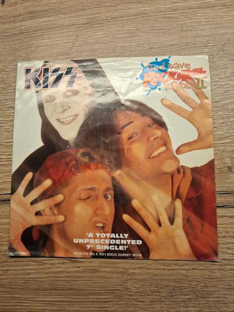 KISS : god gave rock and roll to you too, Verzenden