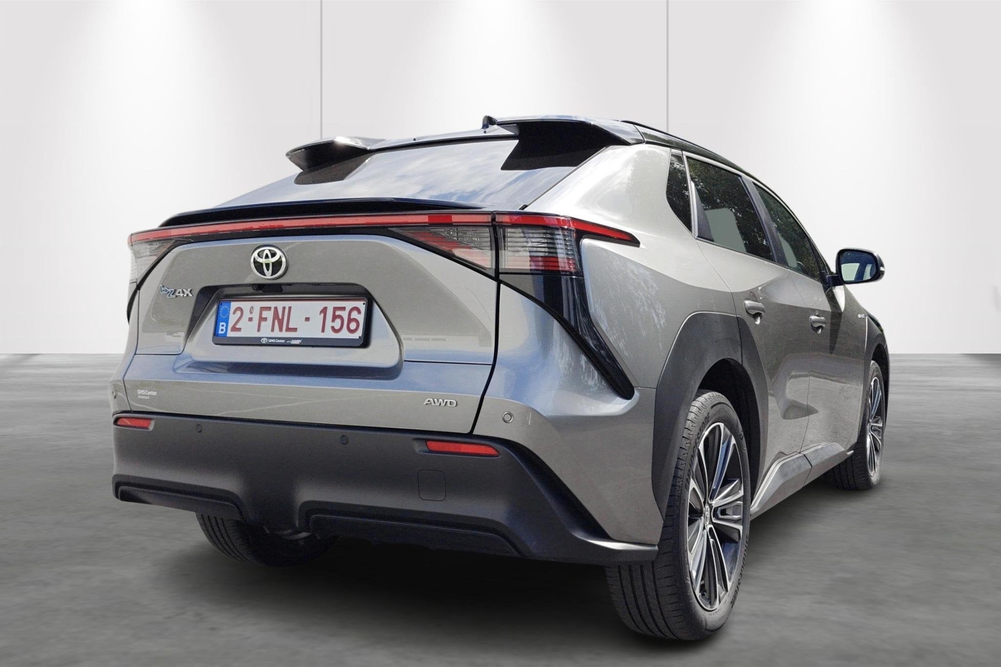 Toyota bZ4X 73.1 kWh AWD Style - DEMO, Autos, Toyota, 252 kW, Argent ou Gris, Achat, Electronic Stability Program (ESP)