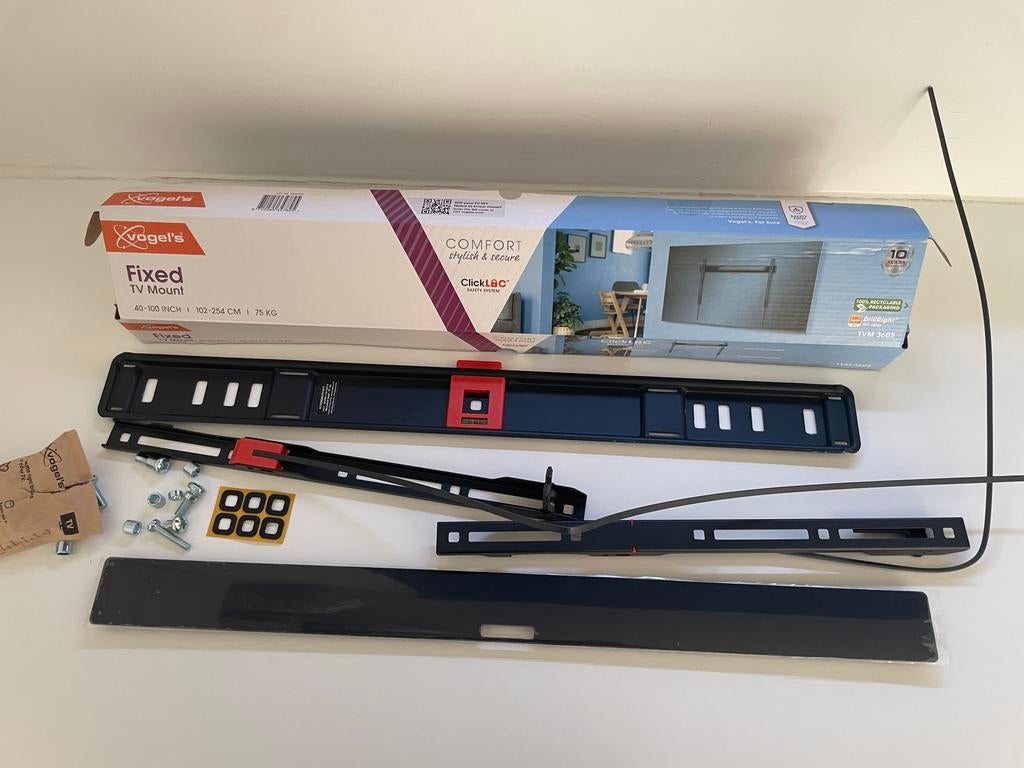 Vogel's COMFORT Fixed TV-beugel(TVM 3605)-Zo goed als nieuw, Enlèvement, Comme neuf