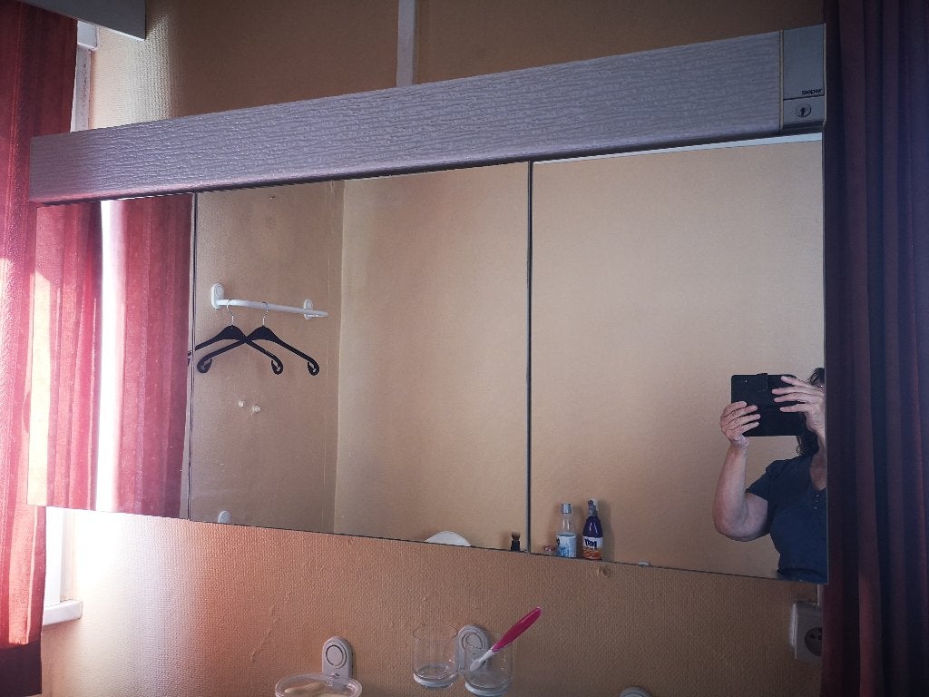 Spiegelkast 65 x 130 cm, Huis en Inrichting, Badkamer | Badkamermeubels, Ophalen, Spiegelkast