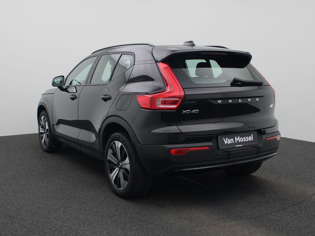 Volvo XC40 Recharge Core, Auto's, Volvo, Gebruikt, https://public.car-pass.be/vhr/8538c2ed-e78a-4adb-a22a-8ef939966823, 5 deurs